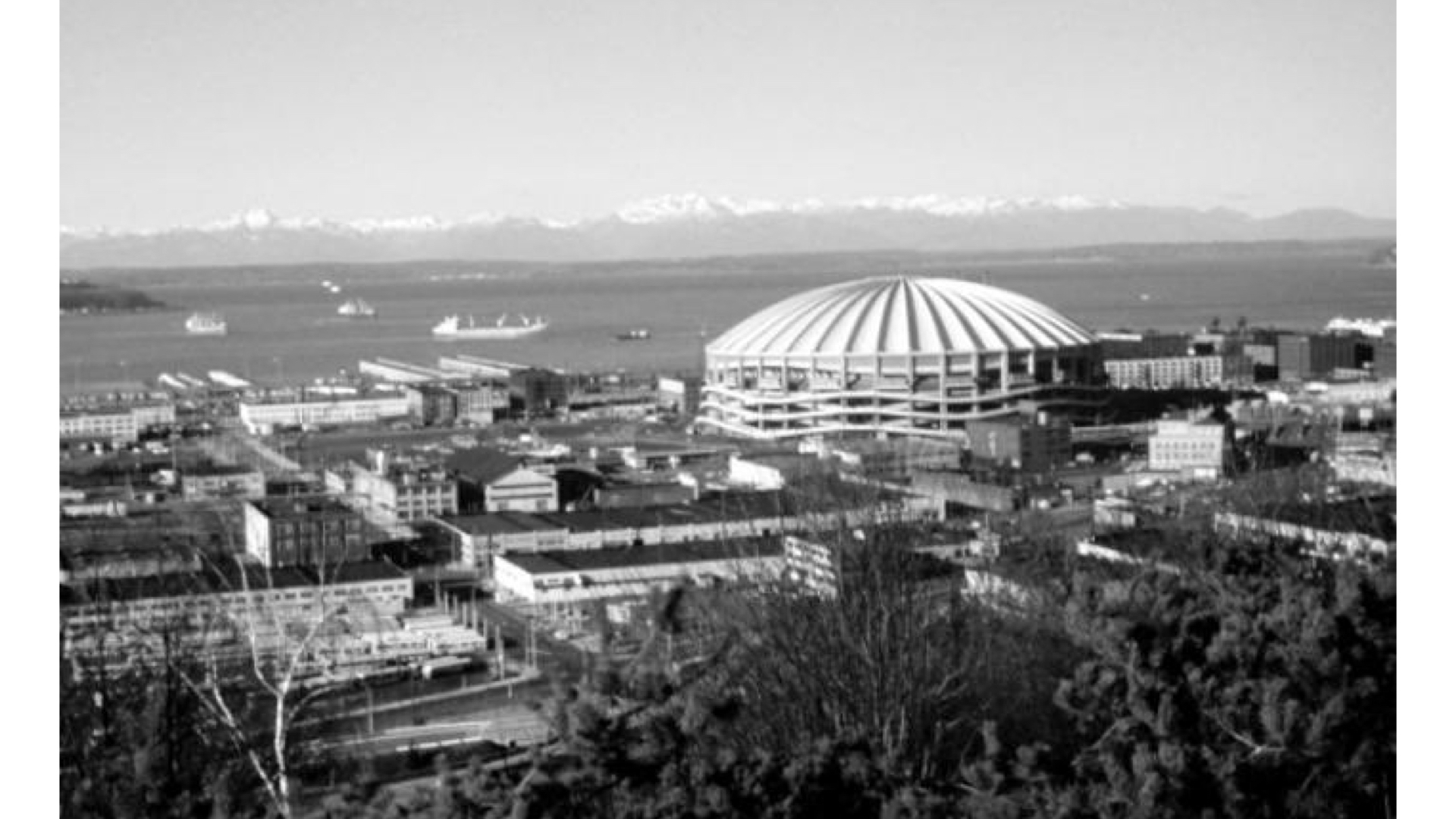 Seattle skyline with Kingdome